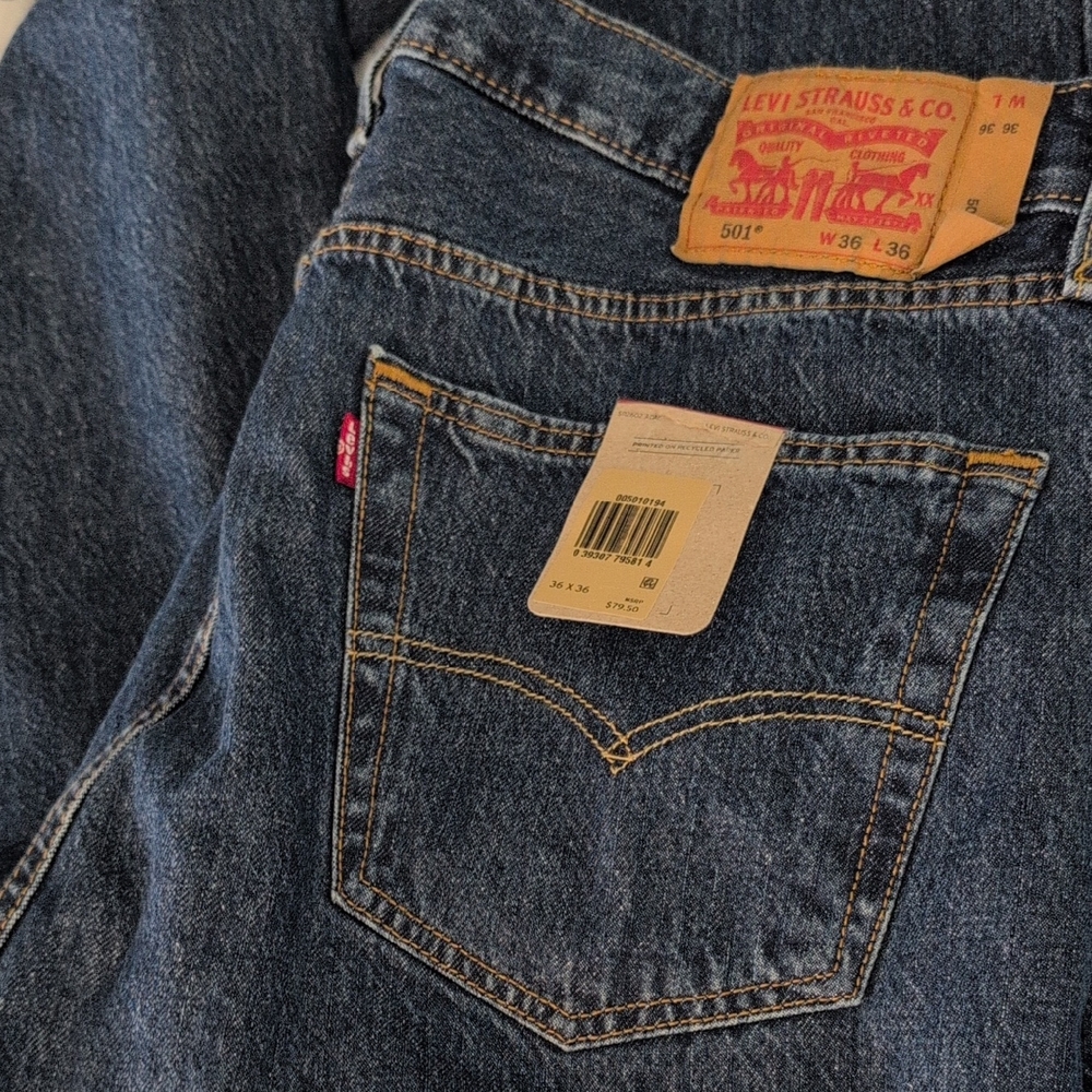 NWT Mens Levi's Blue Straight Leg 501 Jeans